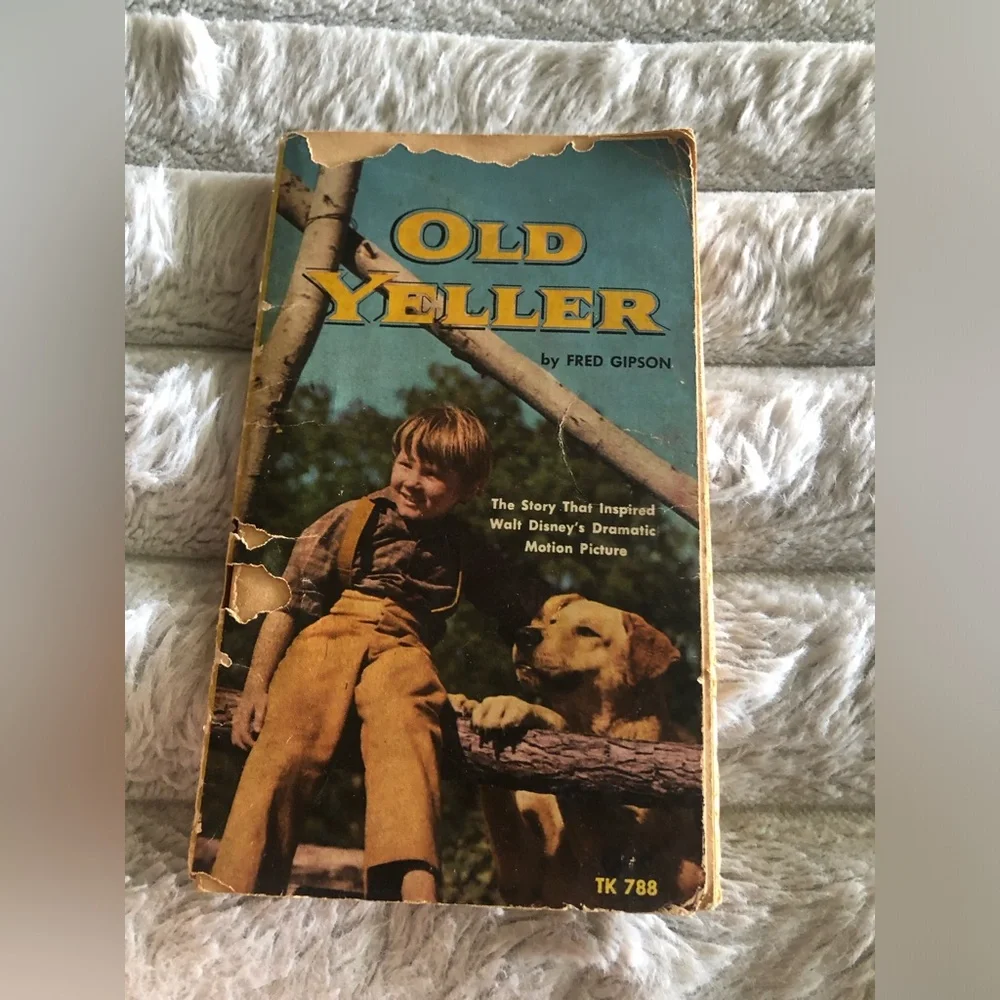 Vintage “Old Yeller” written by Fred Gibson